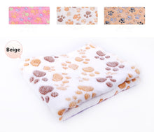 Load image into Gallery viewer, 3 Colors  40x60cm 75x50cm  Cute Floral Pet Sleep Warm Paw Print towl Dog Cat Puppy Fleece Soft Dog Blanket Pet Dog Beds Mat
